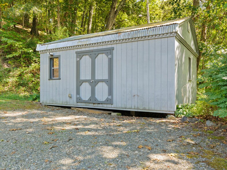 More Photos Of 371 Riverview Dr, Waynesville Manufactured Housing Mobile Home Park For Sale