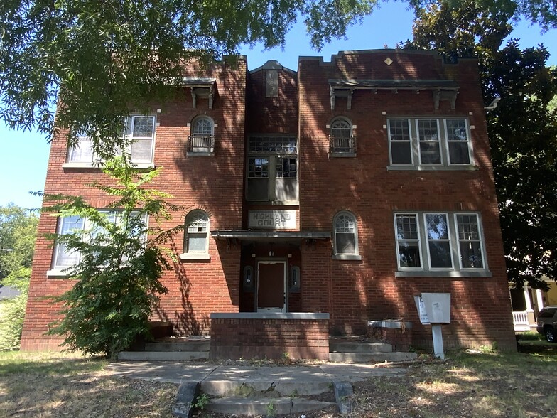 Primary Photo Of 907 N Highland Ave, Jackson Apartments For Sale