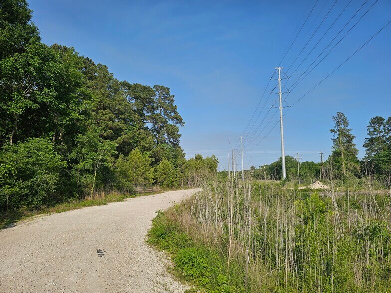 More Photos Of 18353 FM 1774, Plantersville Land For Lease