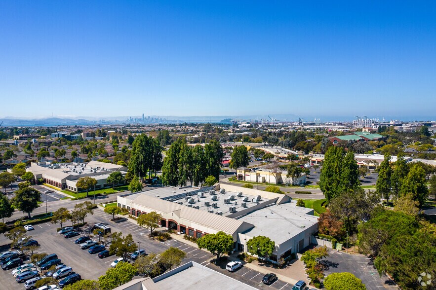 More Photos Of 300 Wind River Way, Alameda Unknown For Lease