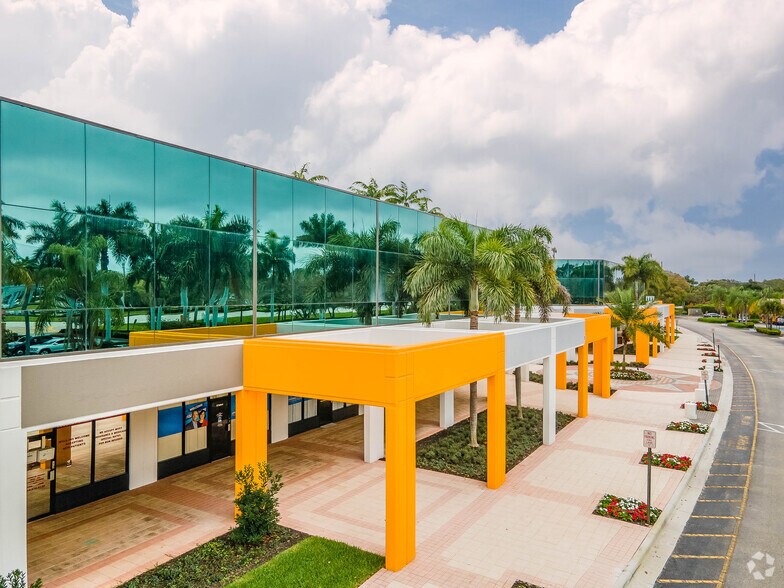 More Photos Of 4400 W Sample Rd, Coconut Creek Unknown For Lease