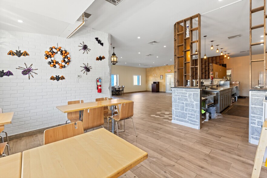 More Photos Of 457 Paterson Ave, Wallington Restaurant For Lease