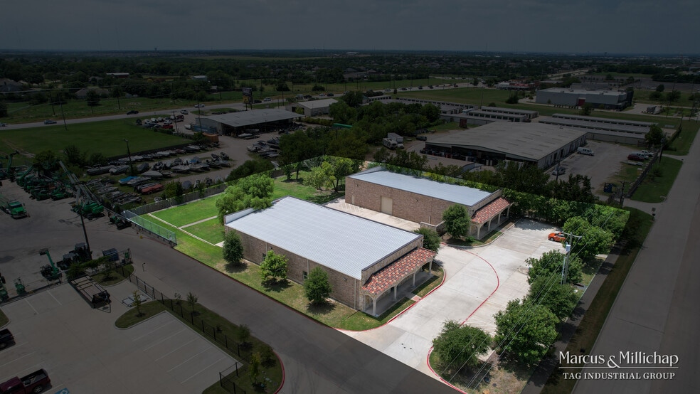 More Photos Of 3275-3285 Springer Ln, Rockwall Warehouse For Sale
