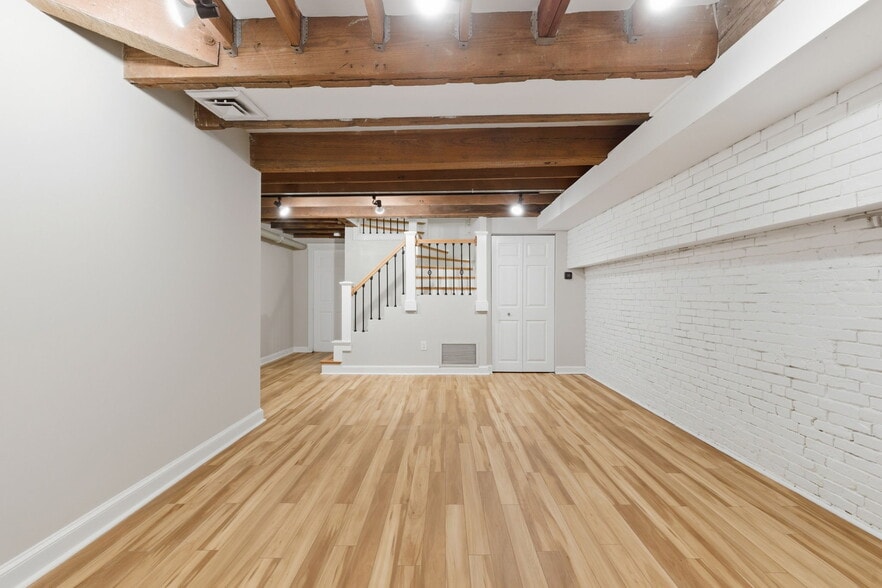 More Photos Of 112 Fulton St, Boston Multifamily For Sale