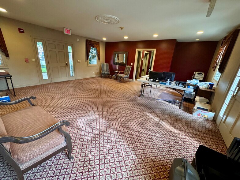 More Photos Of 25 Belden Ave, Norwalk Office For Lease