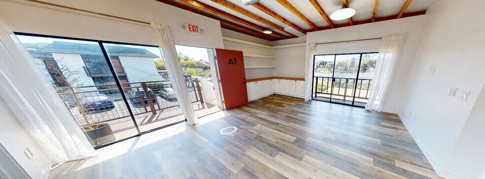 More Photos Of 337 S Cedros Ave, Solana Beach Unknown For Lease