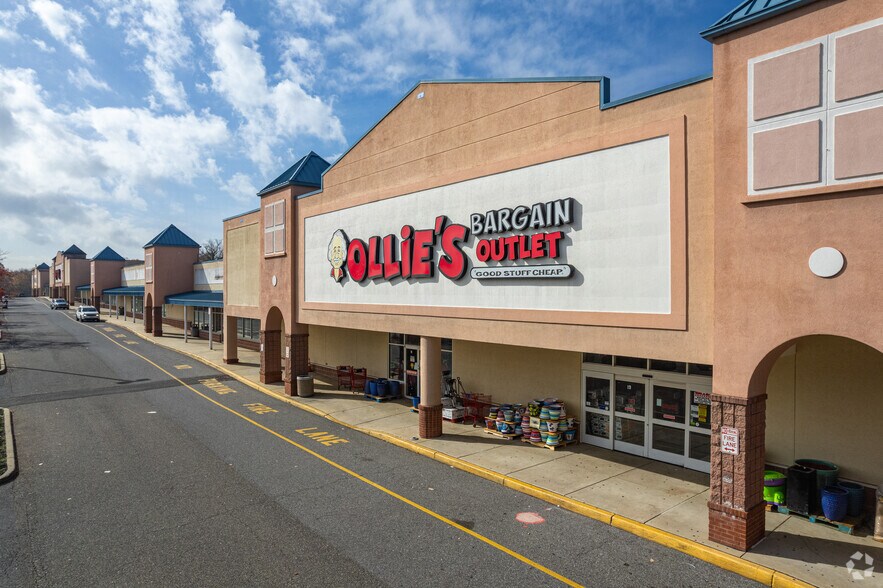 More Photos Of 1800 Clements Bridge Rd, Deptford Unknown For Lease