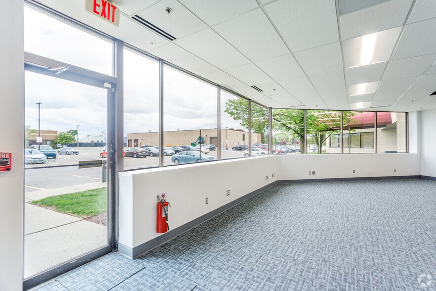 More Photos Of 31572 Industrial Rd, Livonia Unknown For Lease