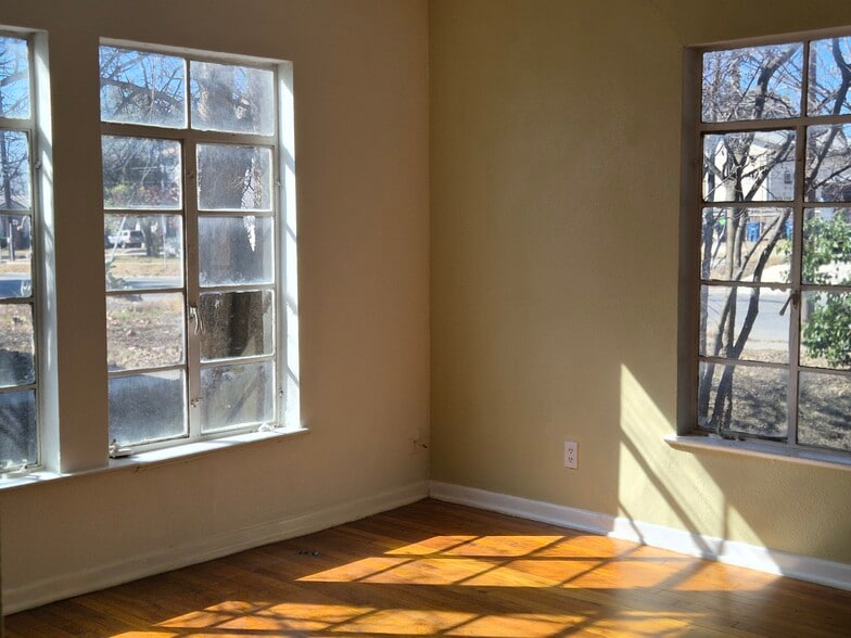 More Photos Of 2118 Wilson Blvd, San Antonio Apartments For Sale