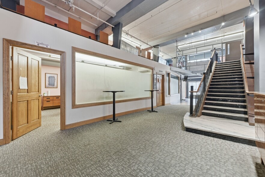 More Photos Of 59 Market St, Newark Office For Sale