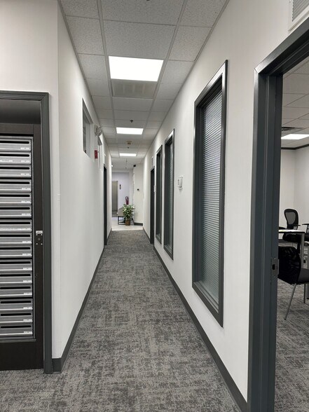 More Photos Of 12 Penns Trl, Newtown Medical For Lease