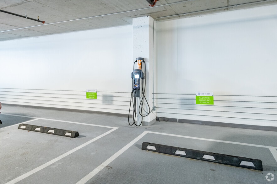 More Photos Of 790 N Water St, Milwaukee Office For Lease