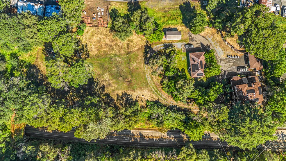 More Photos Of 320 Taylor Rd, Newcastle Specialty For Sale