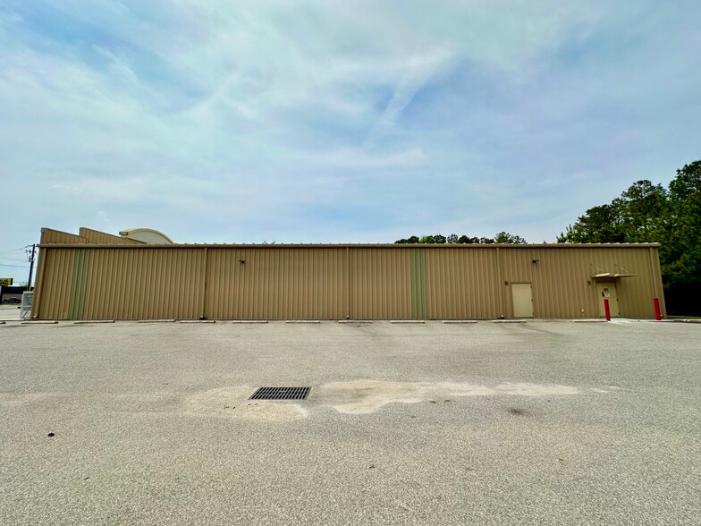 More Photos Of 13881 NC Highway 55, Bayboro Freestanding For Sale