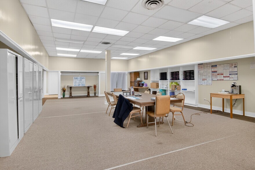 More Photos Of 104-110 S Hill Ave, South Hill Office Residential For Sale