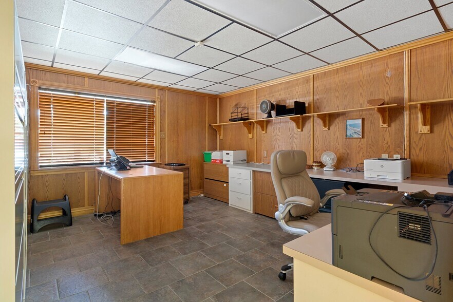 More Photos Of 62 Highway 40 W, Inglis Medical For Sale