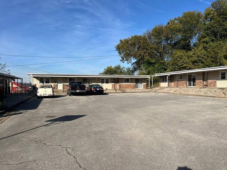 More Photos Of 315 10th St, Tell City Apartments For Sale