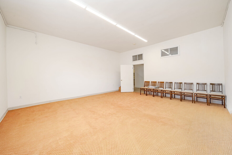More Photos Of 15000 S Western Ave, Gardena Storefront Retail Office For Sale