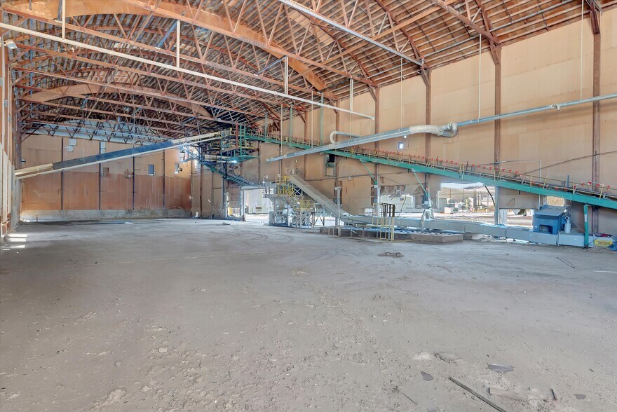 More Photos Of 3300 Raser Dr, Missoula Industrial For Lease