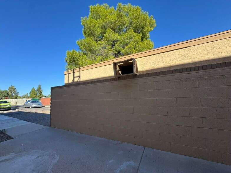 More Photos Of 1361 N Alma School Rd, Chandler Restaurant For Lease