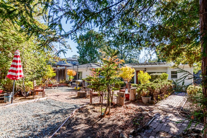 More Photos Of 1024 Mt View Blvd, Walnut Creek Assisted Living For Sale