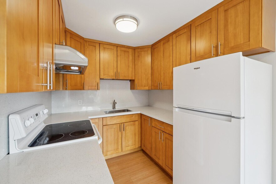 More Photos Of 237 Cumberland St, San Francisco Multifamily For Sale