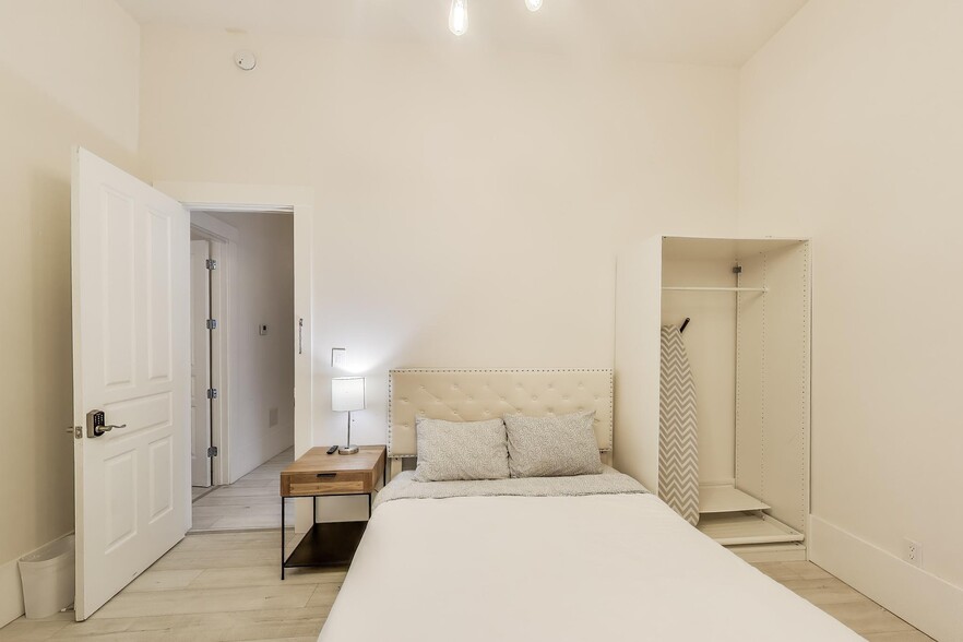 More Photos Of 751 Capp st, San Francisco Apartments For Sale