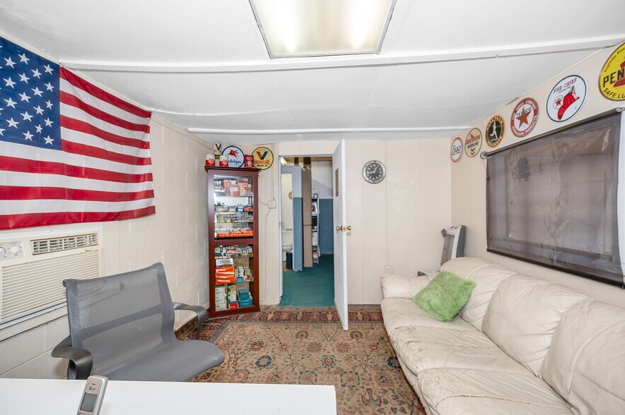More Photos Of 12 Carlton St, Lowell Auto Repair For Sale