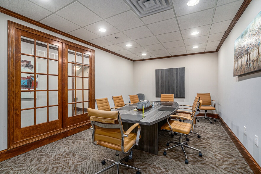 More Photos Of 145 Towne Lake Pky, Woodstock Office For Lease