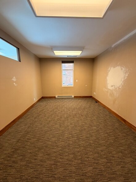 More Photos Of 205 S Mill St, Aspen Storefront For Lease