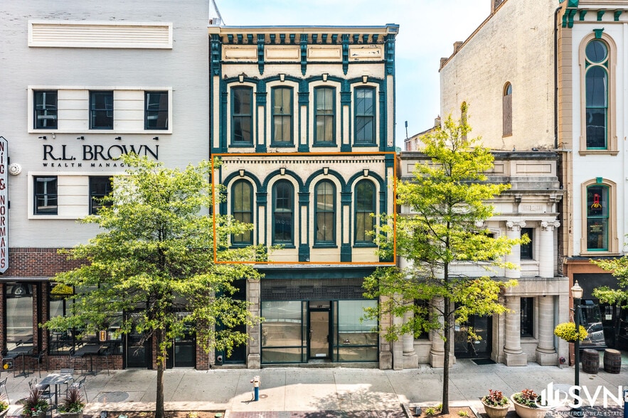 Primary Photo Of 127-129 W Main St, Lexington Storefront Retail Office For Lease