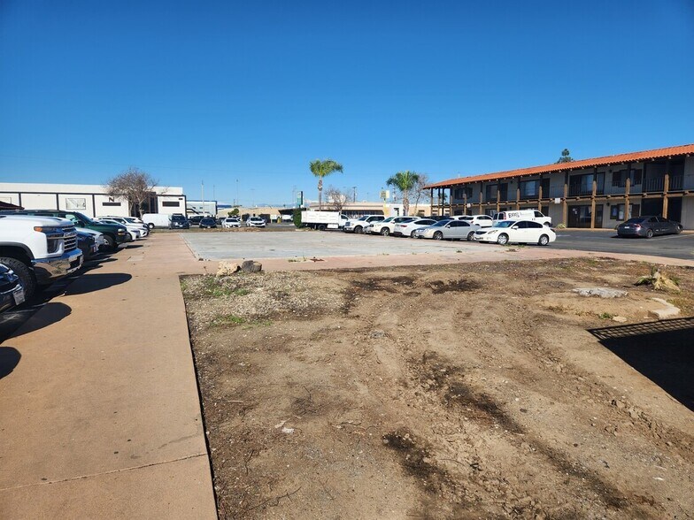 More Photos Of 1540 E Edinger Ave, Santa Ana Land For Sale
