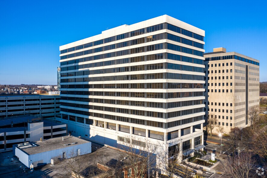 More Photos Of 445 Hamilton Ave, White Plains Office For Lease