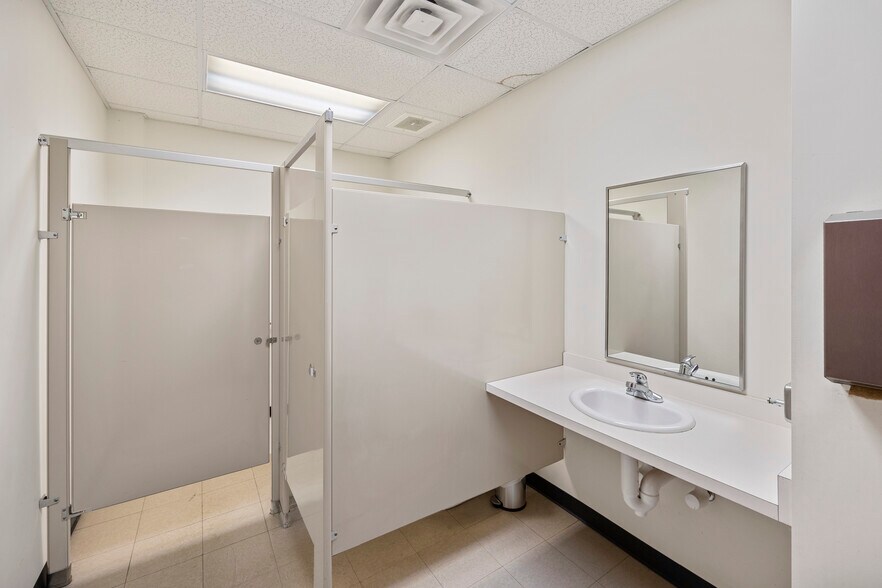 More Photos Of 2401 Maloney Dr, Bloomington Department Store For Sale