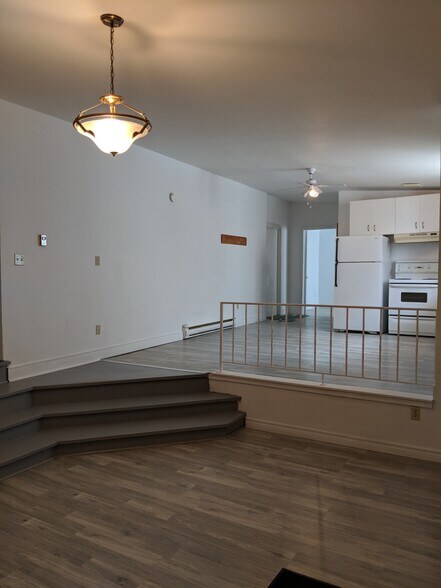 More Photos Of 4-6 Sykes St N, Meaford Apartments For Sale