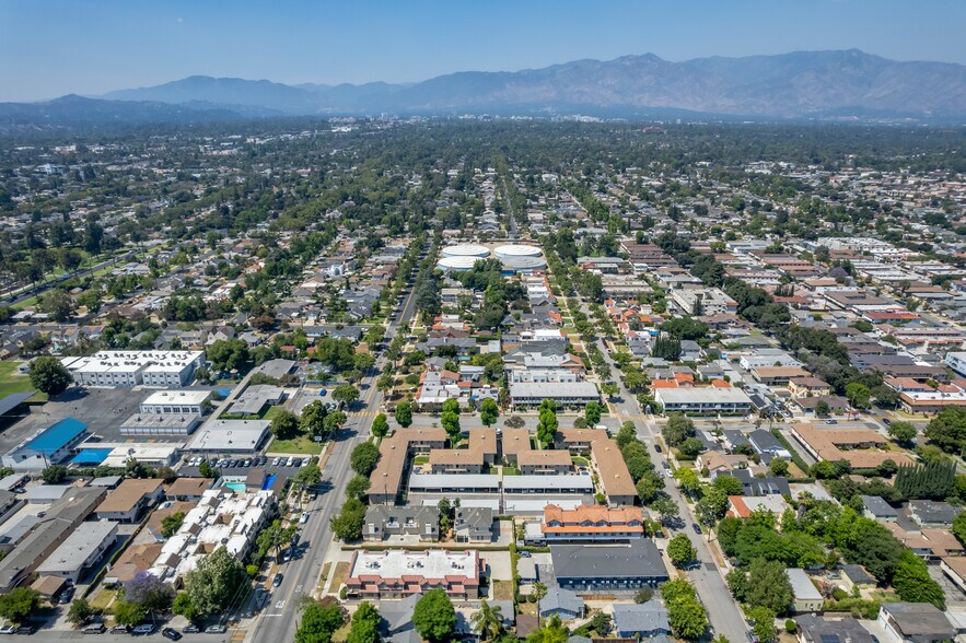 More Photos Of 1620 Larch St, Alhambra Multifamily For Sale