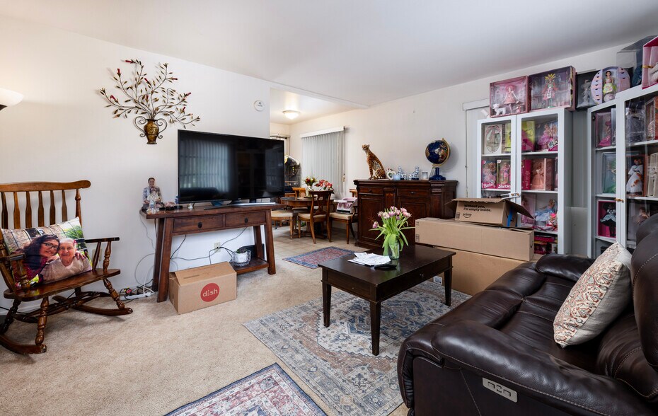 More Photos Of 516 W Junipero St, Santa Barbara Apartments For Sale