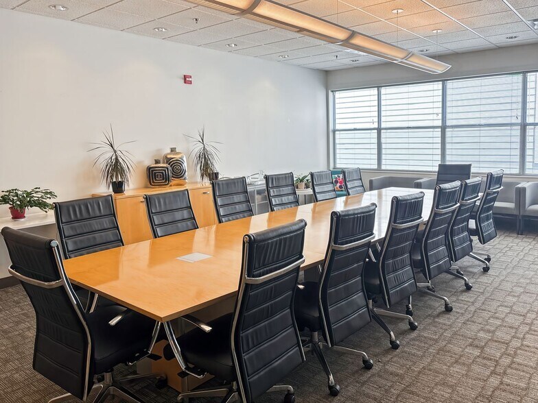 More Photos Of 755 Baywood Dr, Petaluma Coworking Space