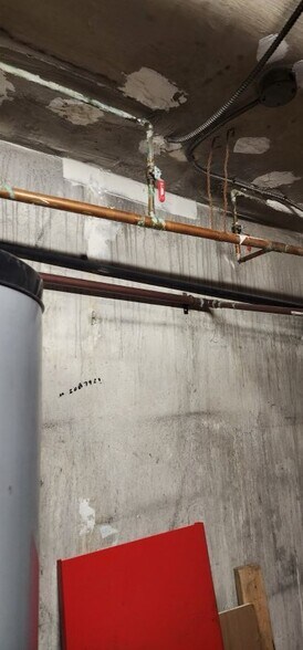 More Photos Of 50 Amherst Av, Toronto Apartments For Sale