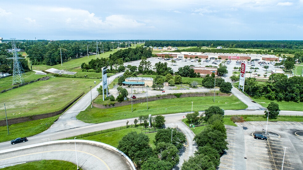 More Photos Of 20745 US 59 N, Humble General Retail For Sale