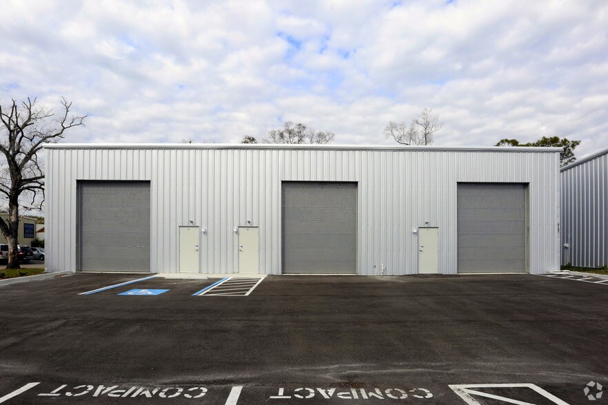 Primary Photo Of 4207 W Dr Martin Luther King Jr Blvd, Tampa Industrial For Sale