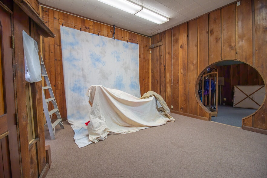 More Photos Of 1480 Myrtle Ave, Eureka General Retail For Sale