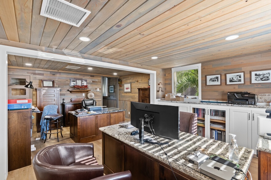 More Photos Of 224 N Smith St, Santa Maria Industrial For Sale