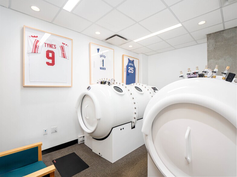 More Photos Of 360 E 72nd St, New York Apartments For Sale