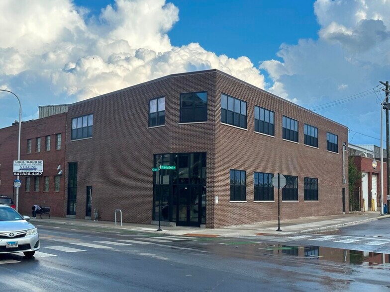 More Photos Of 2450 W Hubbard St, Chicago Distribution For Lease