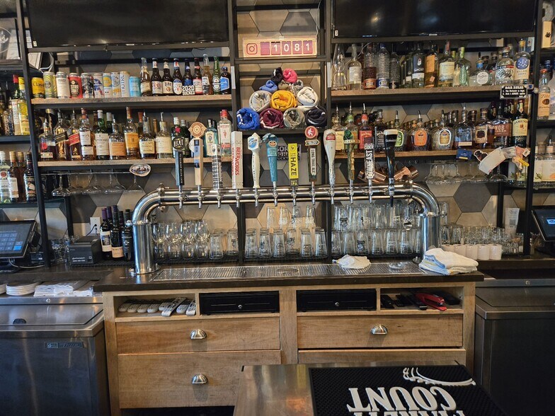 More Photos Of 4570 Main St, Manchester Center General Retail For Sale