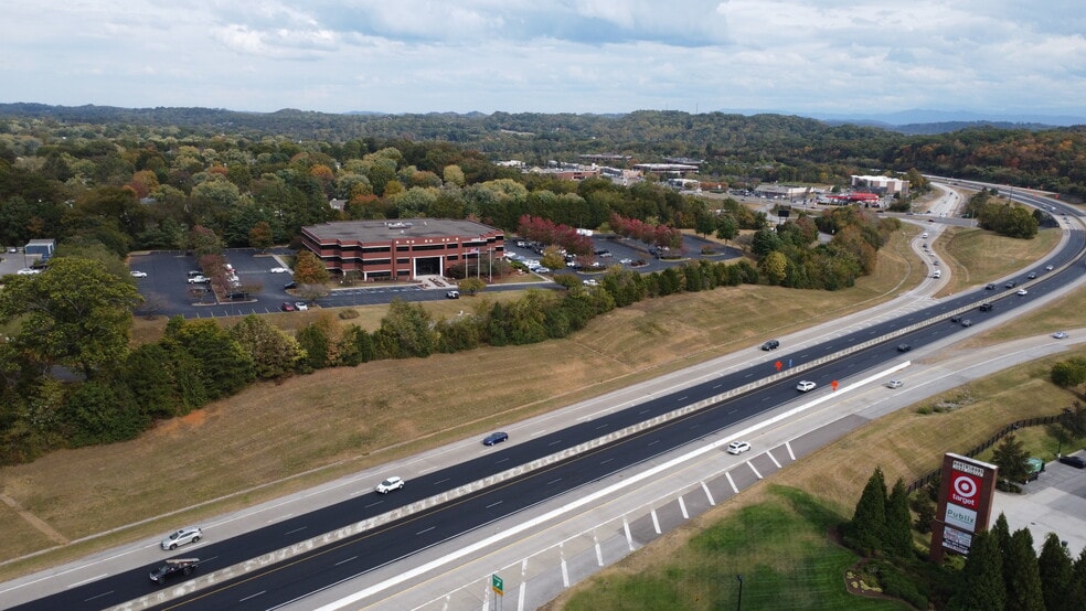 More Photos Of 2030 Falling Waters Rd, Knoxville Office For Lease