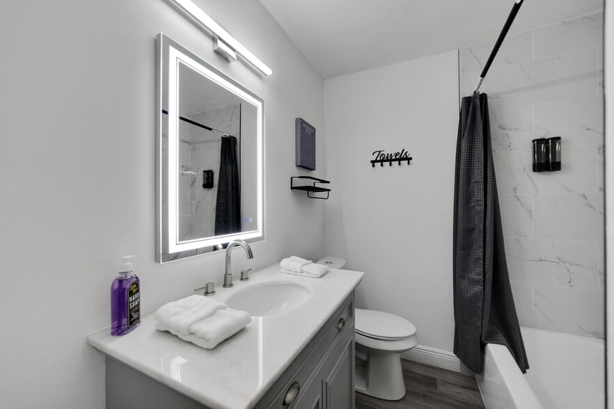 More Photos Of 4513 W McElroy Ave, Tampa Apartments For Sale