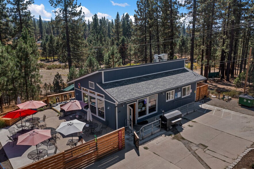 More Photos Of 620 E Sierra Ave, Portola Restaurant For Sale