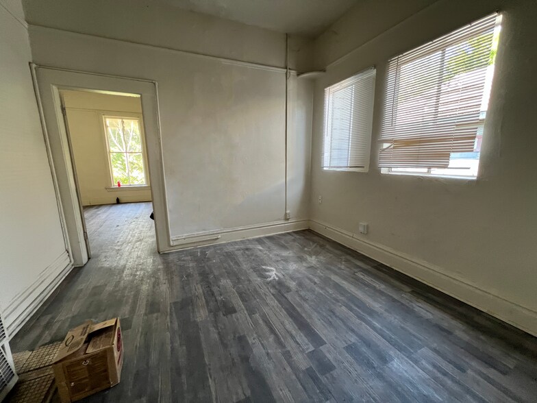 More Photos Of 931-941 N Madison St, Stockton Apartments For Sale